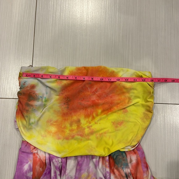 Derek Heart Tie Dye Strapless Jumpsuit with Pockets in a Polyester/Spandex Blend - Picture 9 of 12